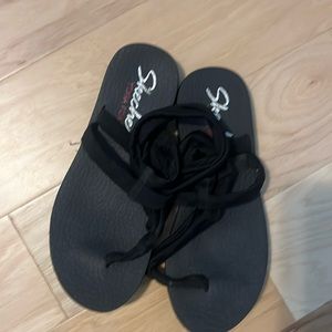Skechers yoga mat sandal